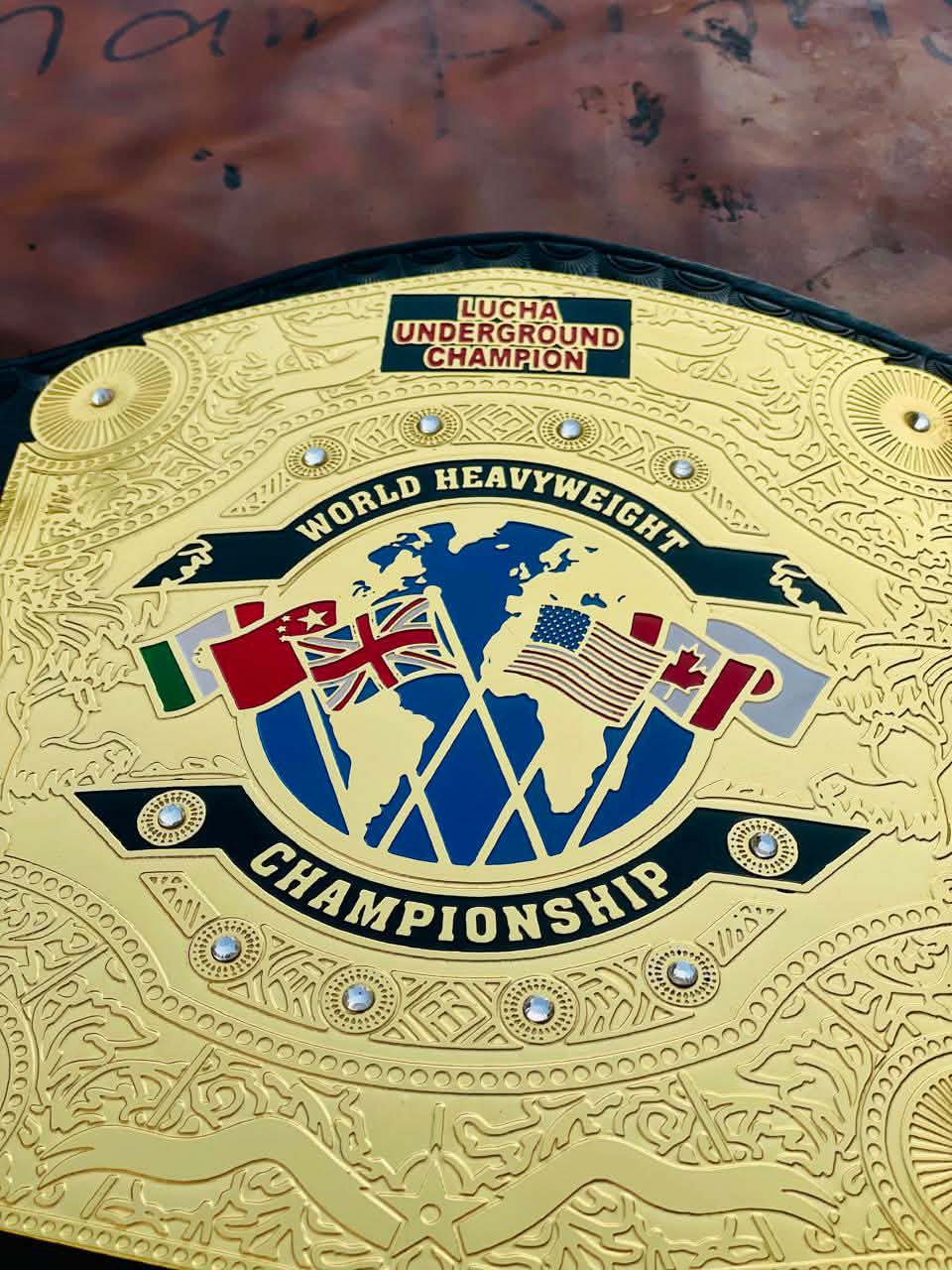 Lucha Underground World Heavyweight Championship. - Image 6