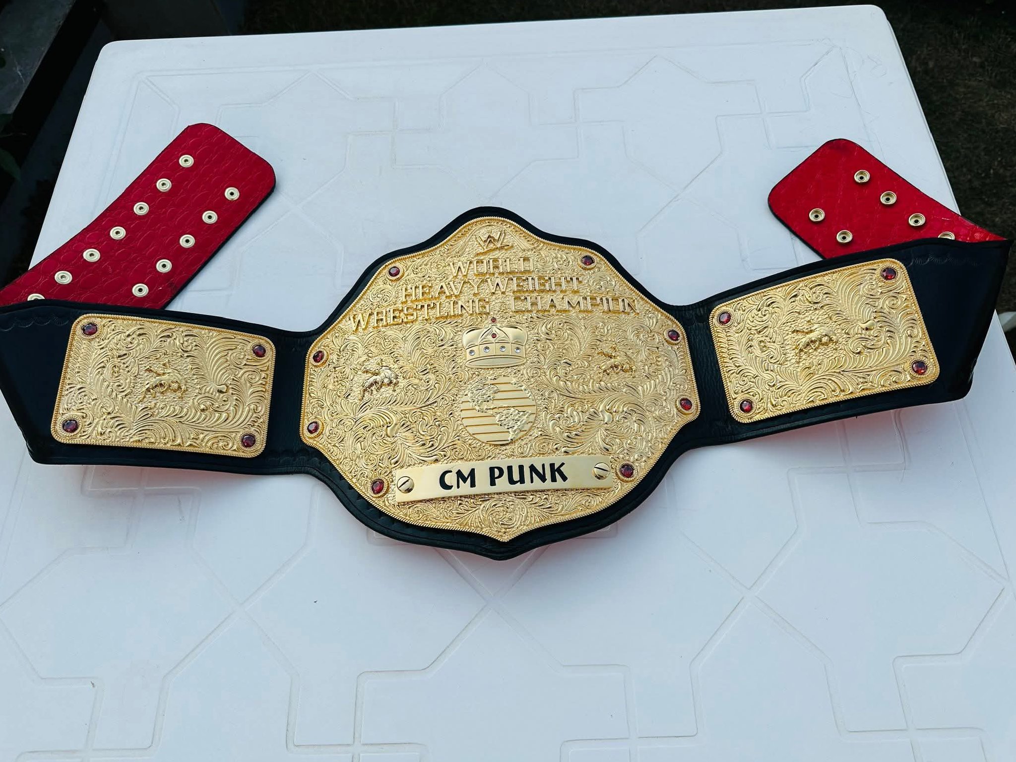 The WCW/WWE "Big Gold" World Heavyweight Championship Belt. - Image 2