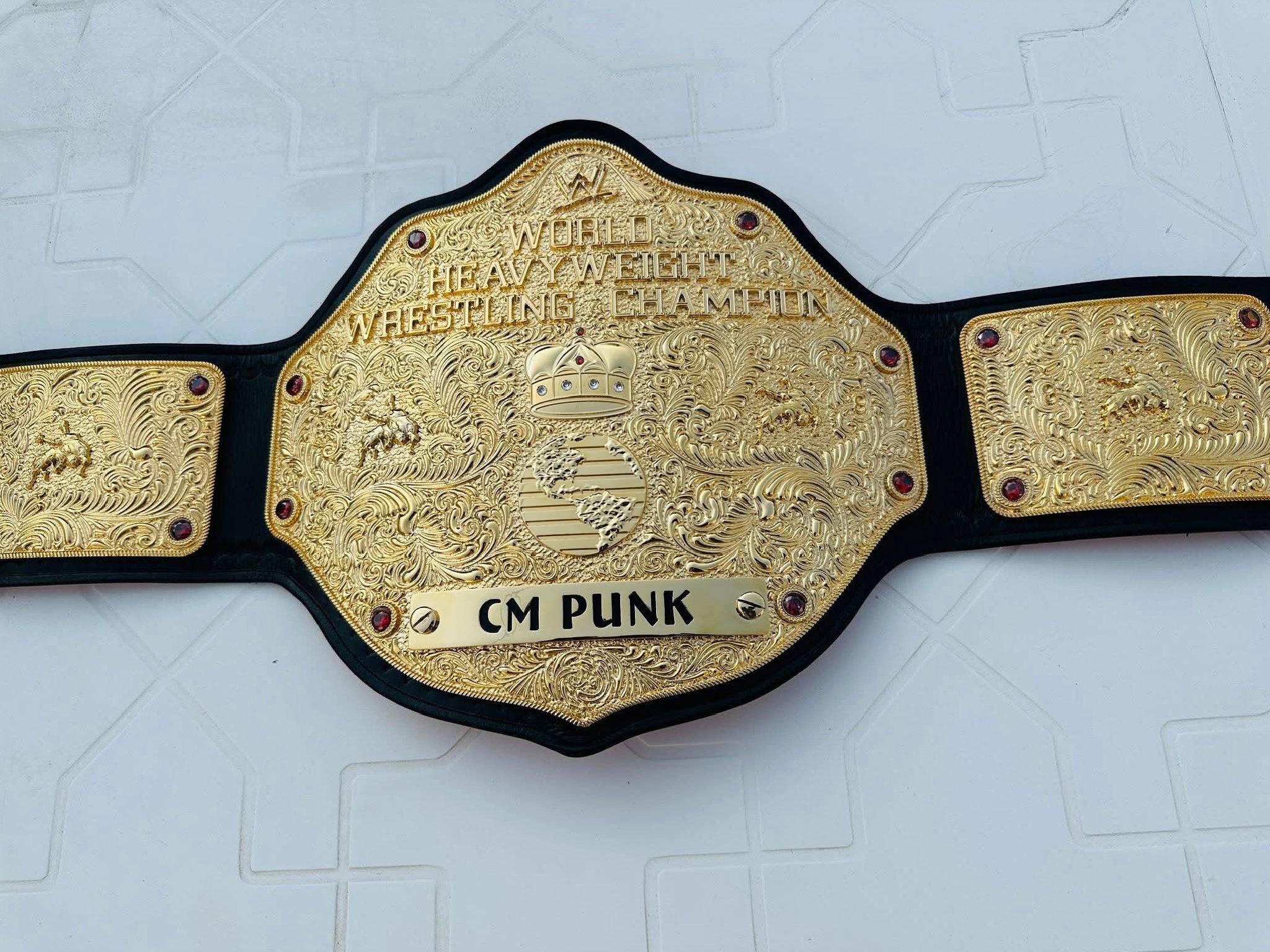 The WCW/WWE "Big Gold" World Heavyweight Championship Belt. - Image 3