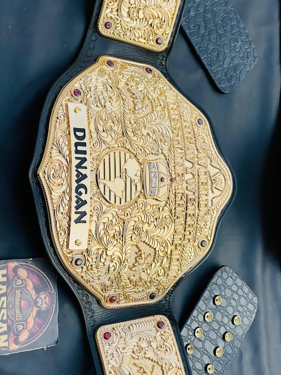WWE Big Gold Championship Replica Belt (World Heavyweight Wrestling Champion style) - Image 9