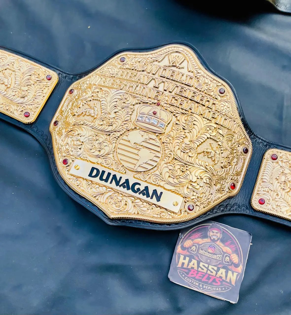 WWE Big Gold Championship Replica Belt (World Heavyweight Wrestling Champion style) - Image 4