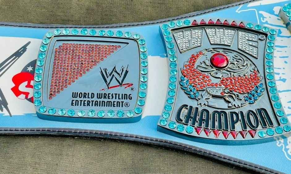 CM Punk Spinner 10mm Championship Belt - Image 5