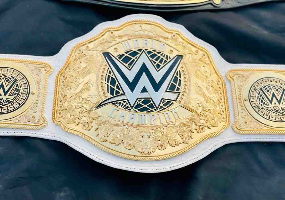 Women’s World Heavyweight Championship Replica Belt (4mm CNC Quality) - Image 6