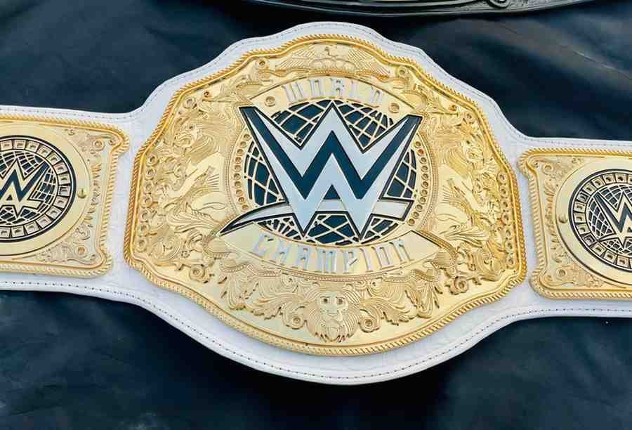 Women’s World Heavyweight Championship Replica Belt (4mm CNC Quality) - Image 2