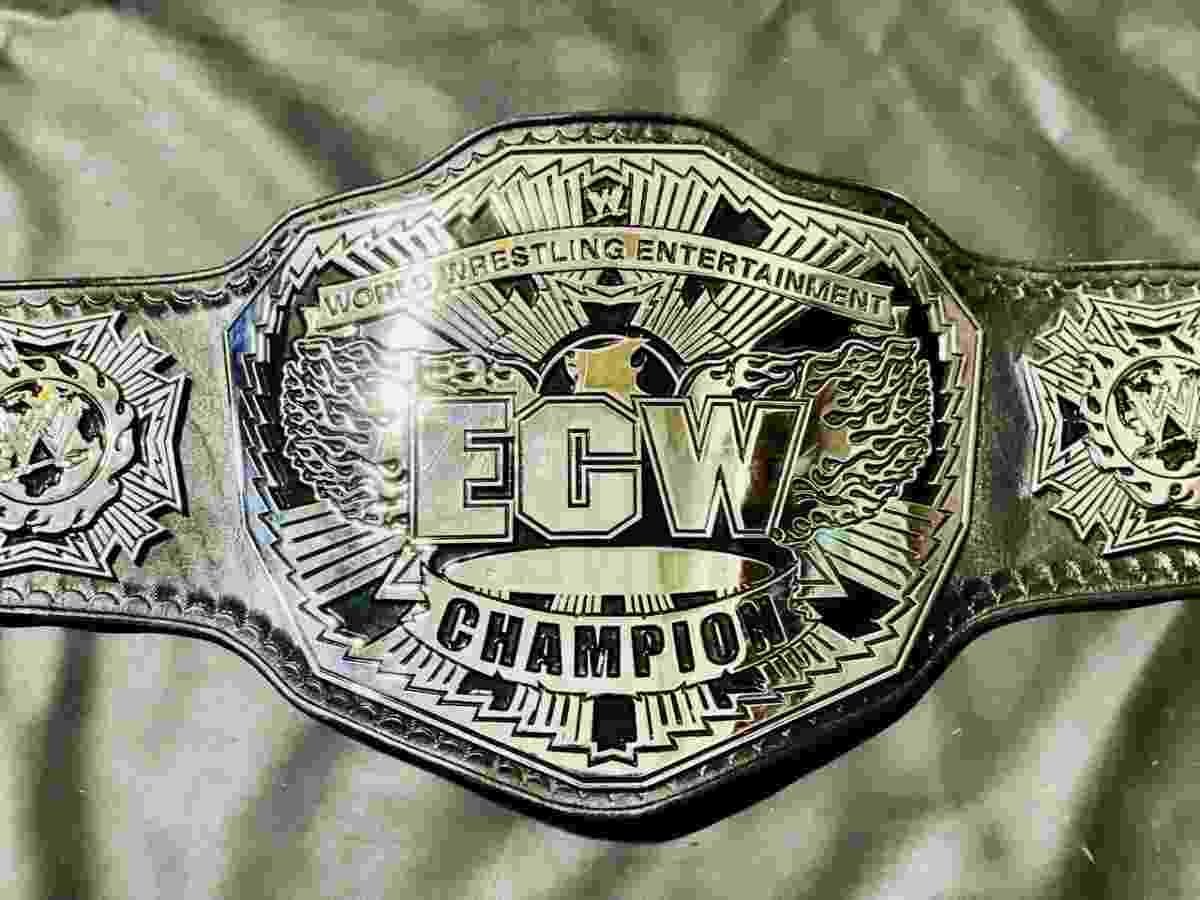 ECW World Wrestling Entertainment (WWE) 4mm CNC Replica Championship Belt