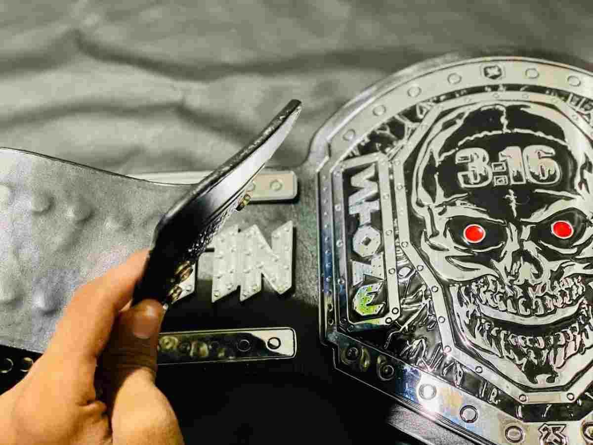 Stone Cold Steve Austin "Smokin' Skull" 4mm Replica Championship Belt - Image 4