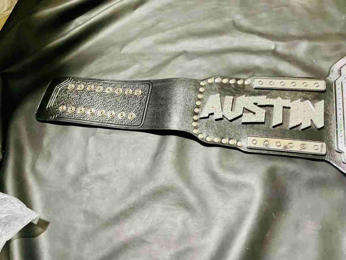 Stone Cold Steve Austin "Smokin' Skull" 4mm Replica Championship Belt - Image 6